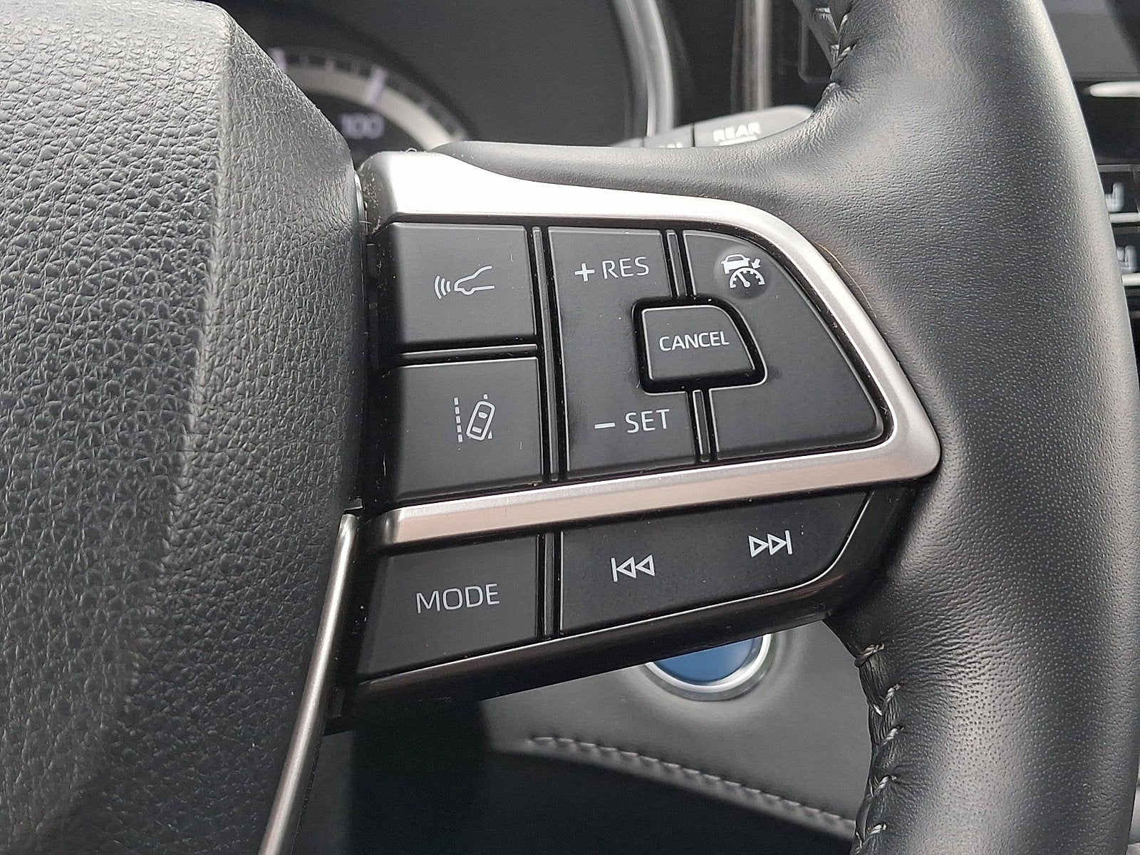 2022 Toyota Highlander Hybrid Platinum