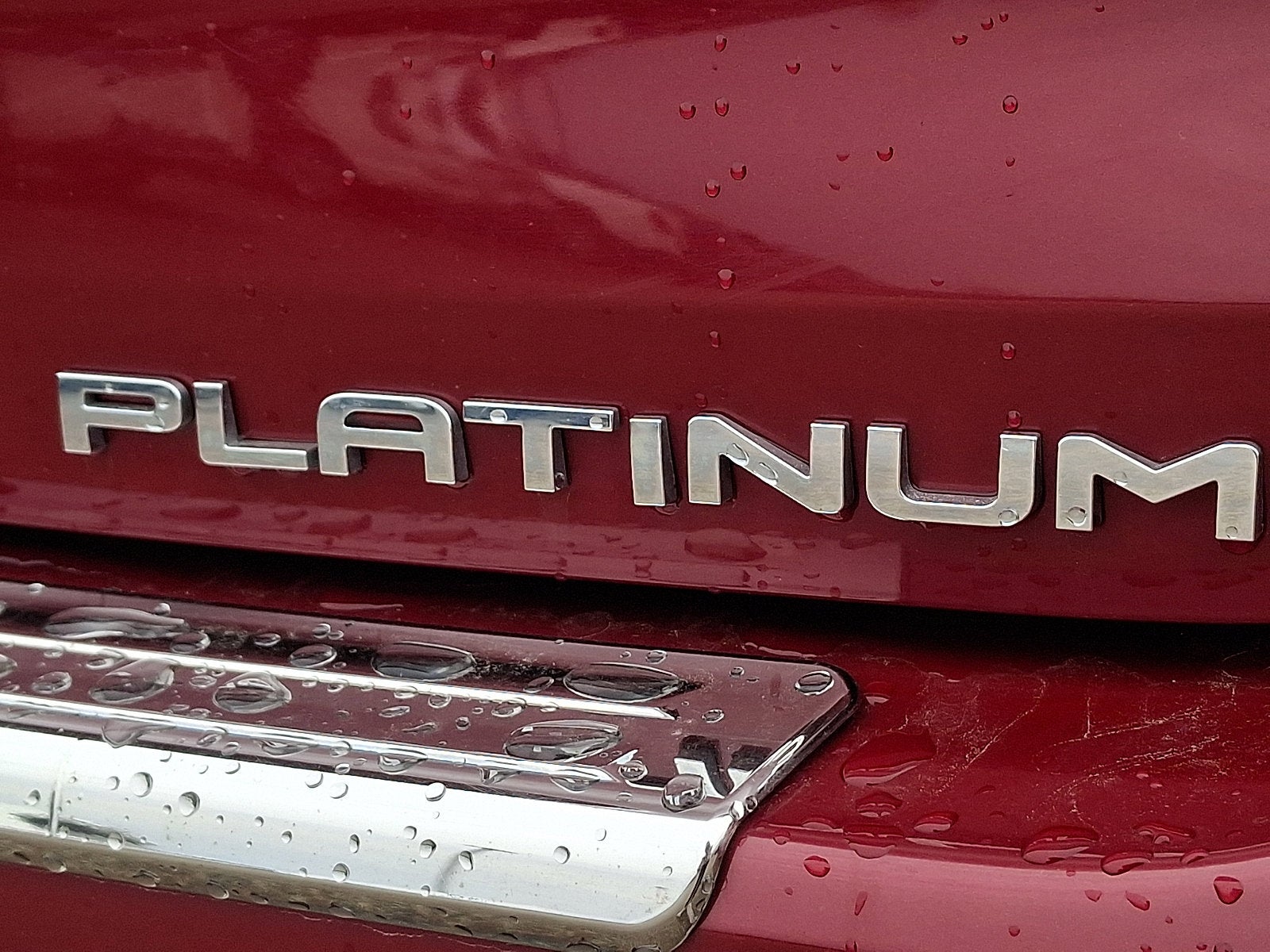 2022 Toyota Highlander Hybrid Platinum