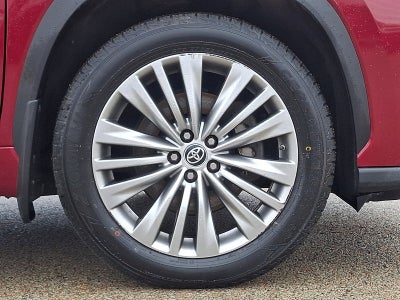 2022 Toyota Highlander Hybrid Platinum