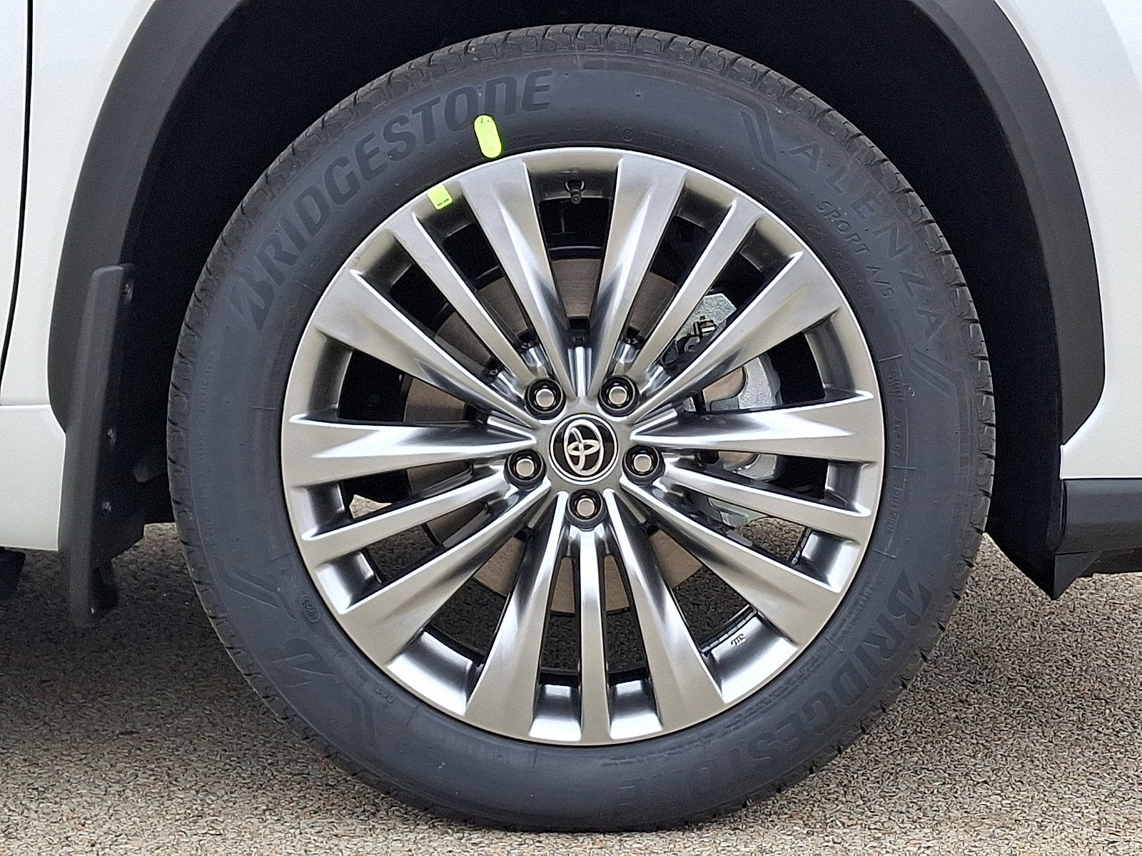 2026 Toyota Highlander Hybrid Hybrid Platinum