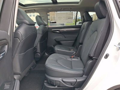 2026 Toyota Highlander Hybrid Hybrid Platinum