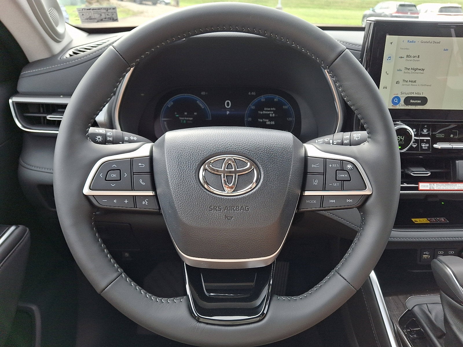 2026 Toyota Highlander Hybrid Platinum