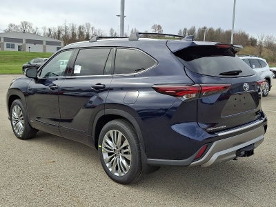 2026 Toyota Highlander Hybrid Platinum