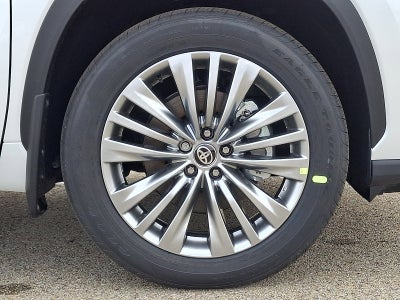 2026 Toyota Highlander Hybrid Platinum