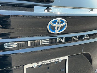 2023 Toyota Sienna Platinum