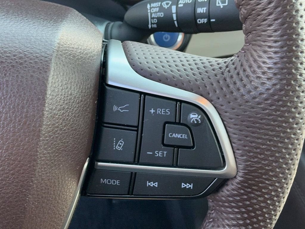 2023 Toyota Sienna Platinum