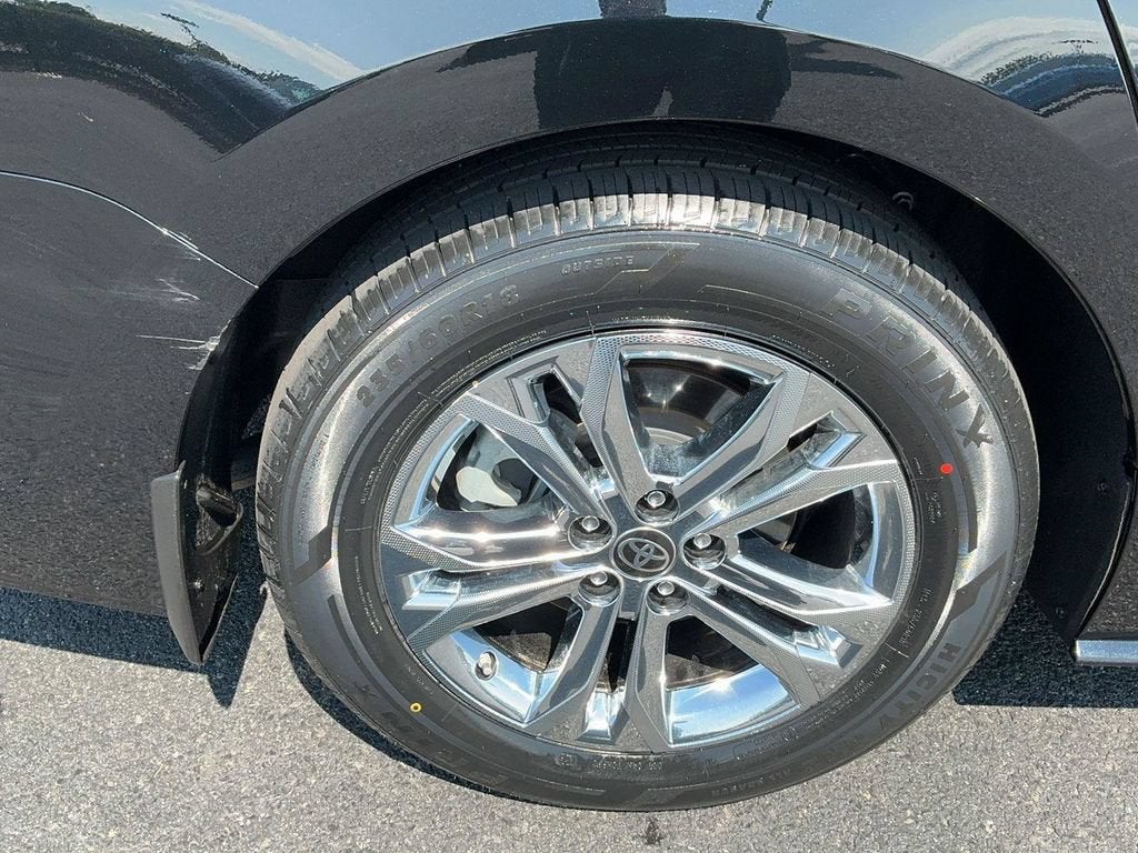 2023 Toyota Sienna Platinum