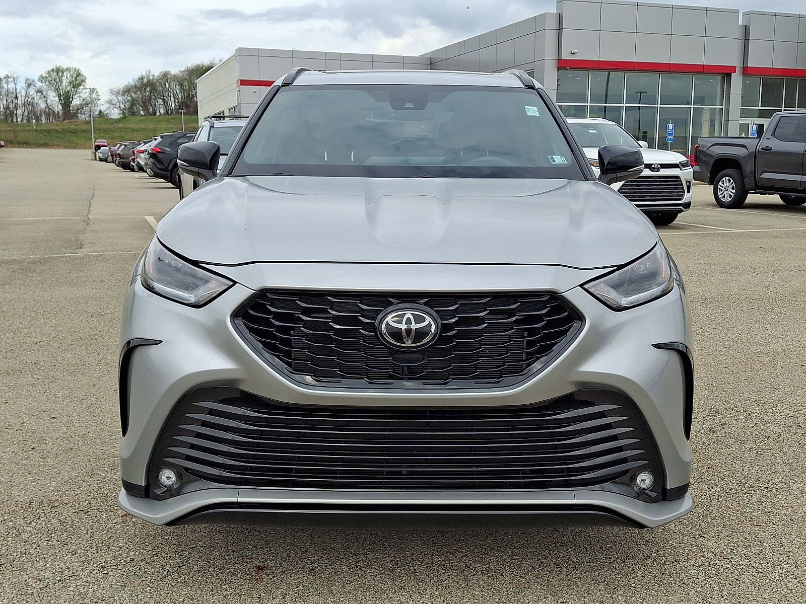 2024 Toyota Highlander XSE