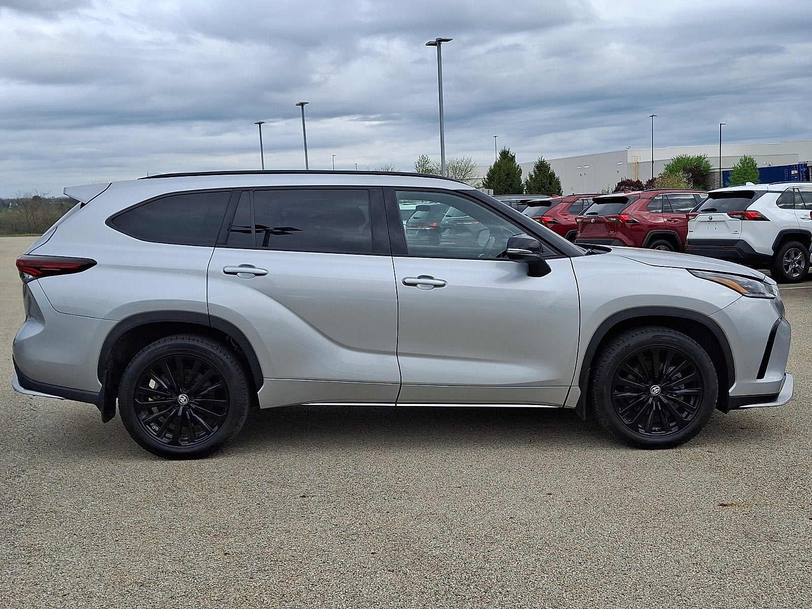 2024 Toyota Highlander XSE