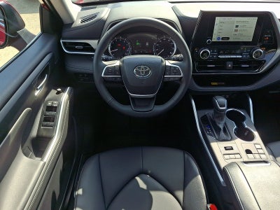 2026 Toyota Highlander Base