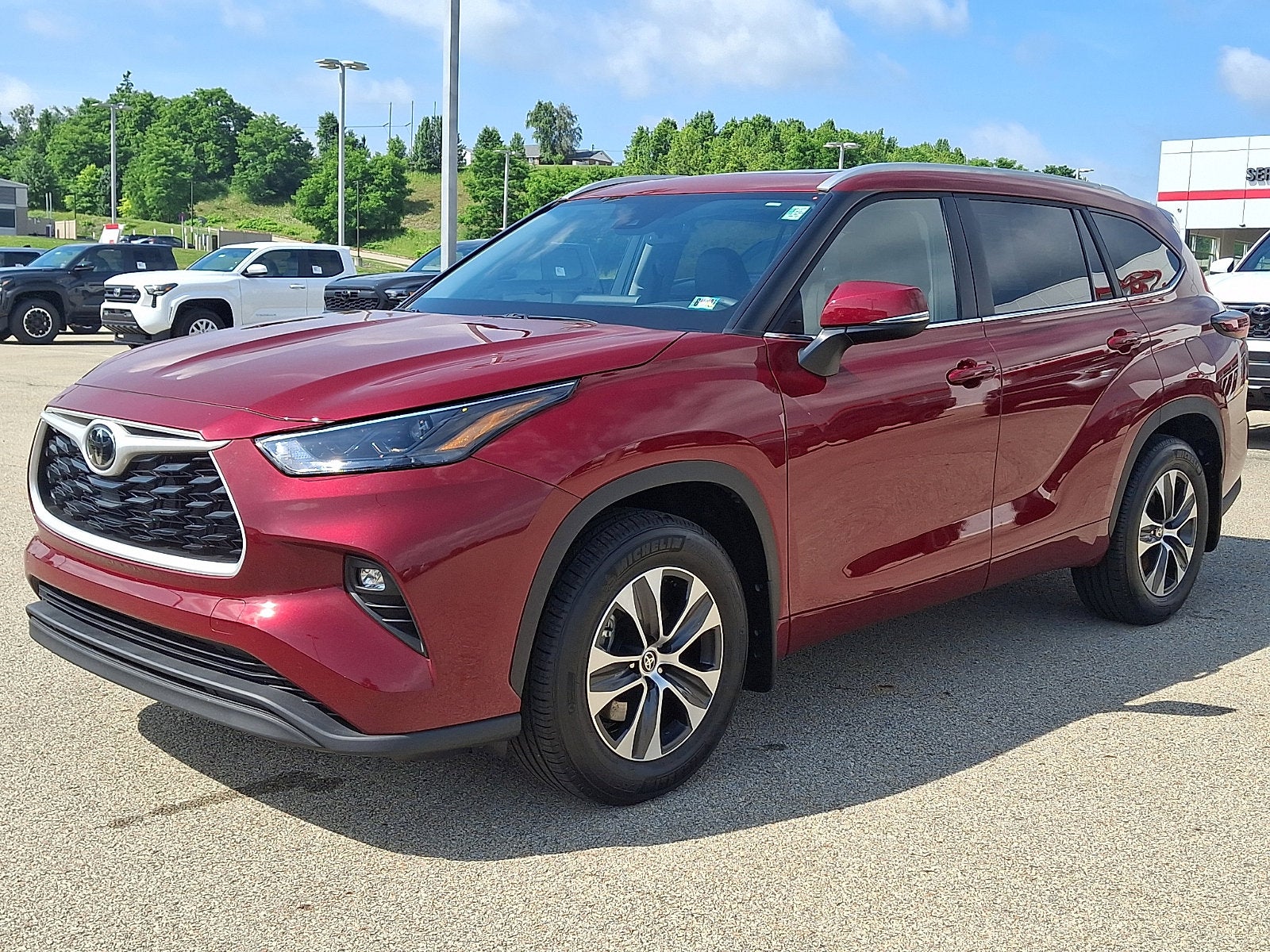 2026 Toyota Highlander Base