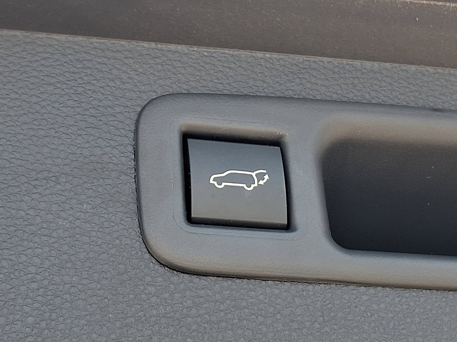 2026 Toyota Highlander Base