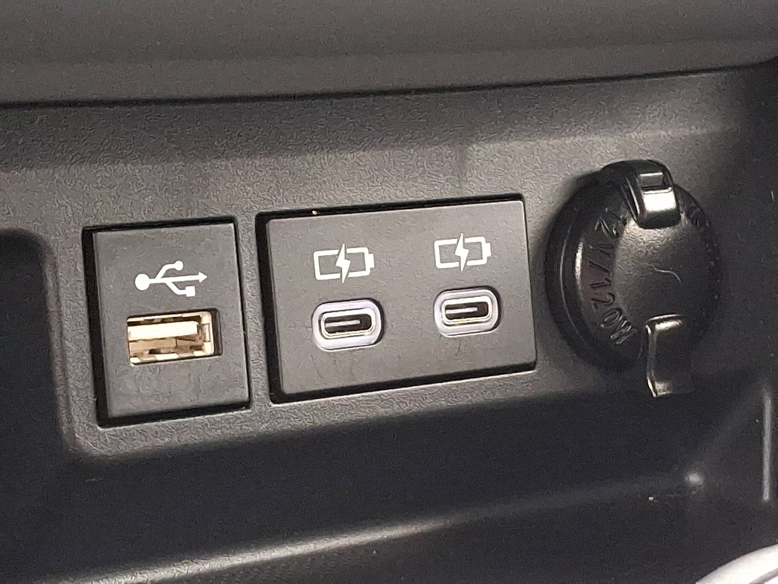 2023 Toyota Highlander Base