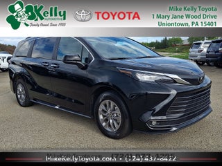 2026 Toyota Sienna Base