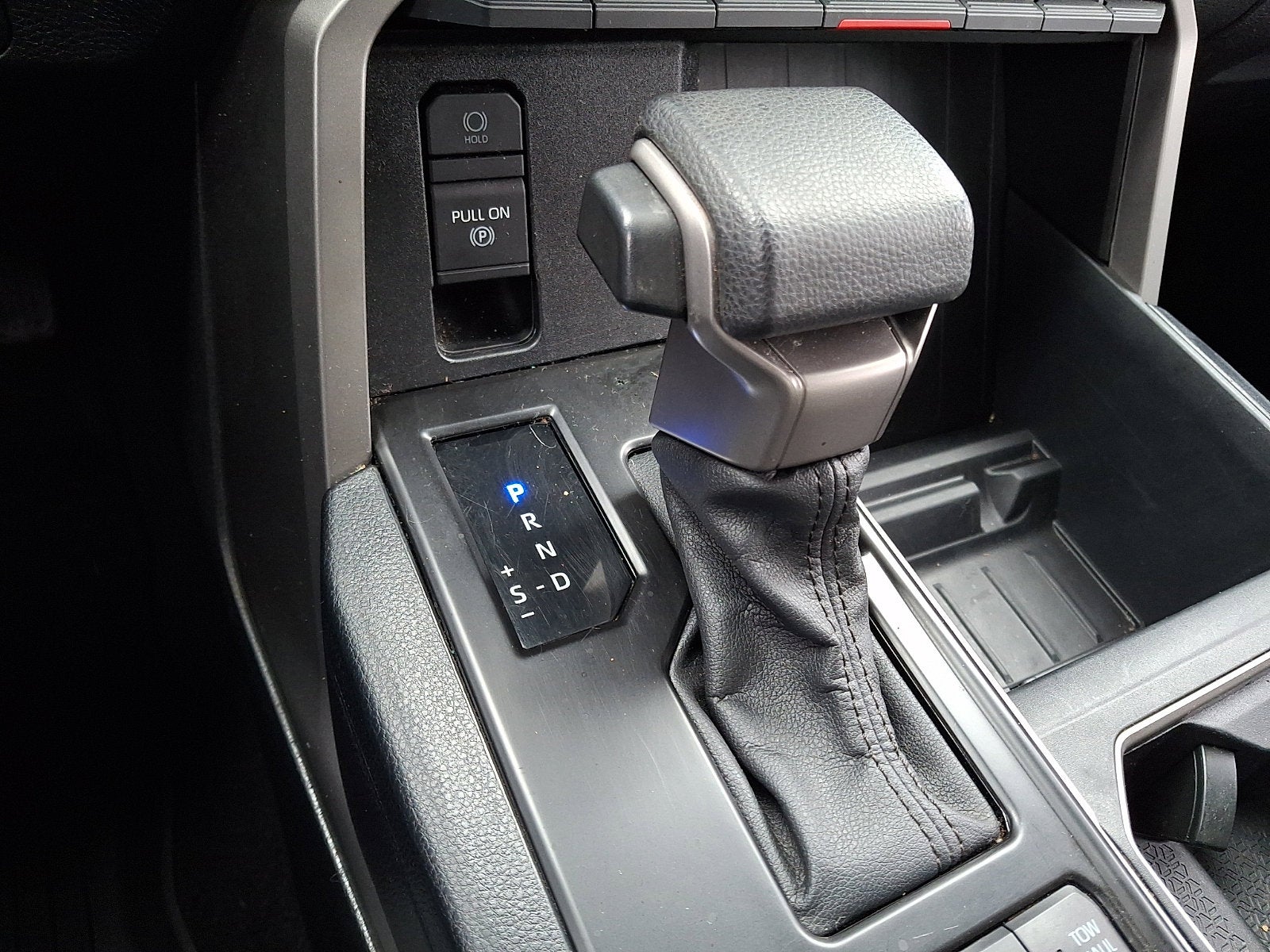 2024 Toyota TUNDRA 4X4 SR5