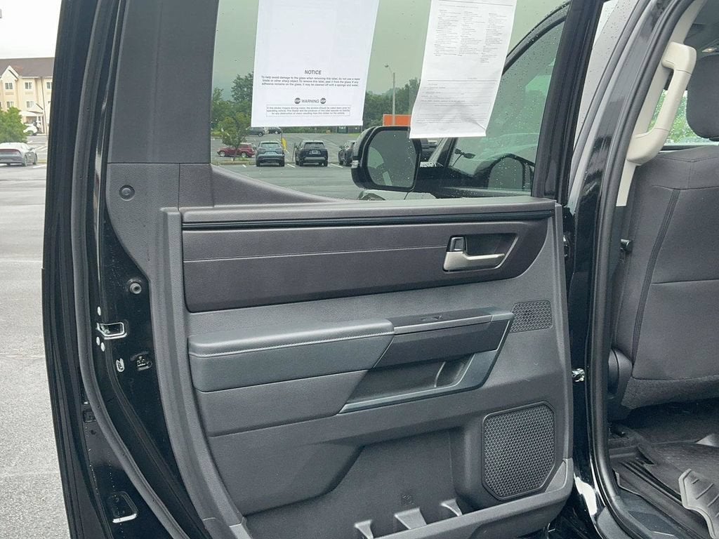 2024 Toyota Tundra 4WD SR5