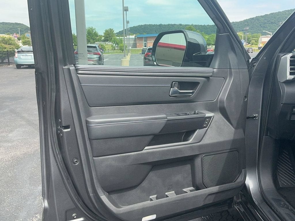2024 Toyota Tundra 4WD Platinum