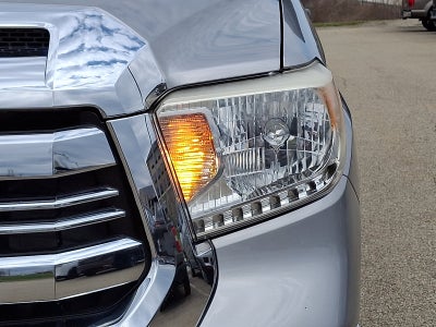 2016 Toyota TUNDRA 4X4 SR5