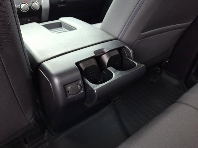 2016 Toyota TUNDRA 4X4 SR5