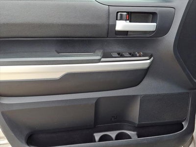 2016 Toyota TUNDRA 4X4 SR5