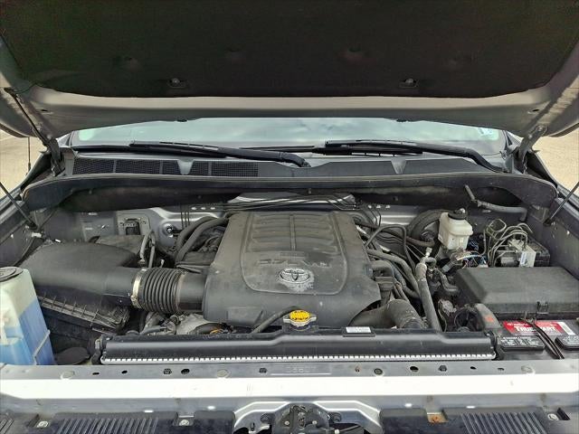 2016 Toyota TUNDRA 4X4 SR5