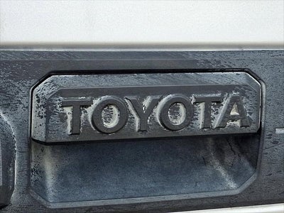 2016 Toyota TUNDRA 4X4 SR5