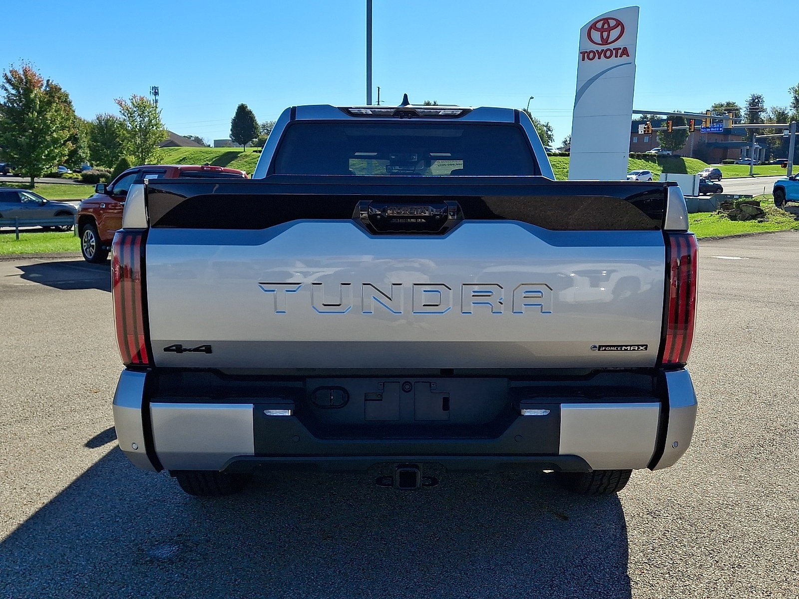2025 Toyota Tundra 4WD Base