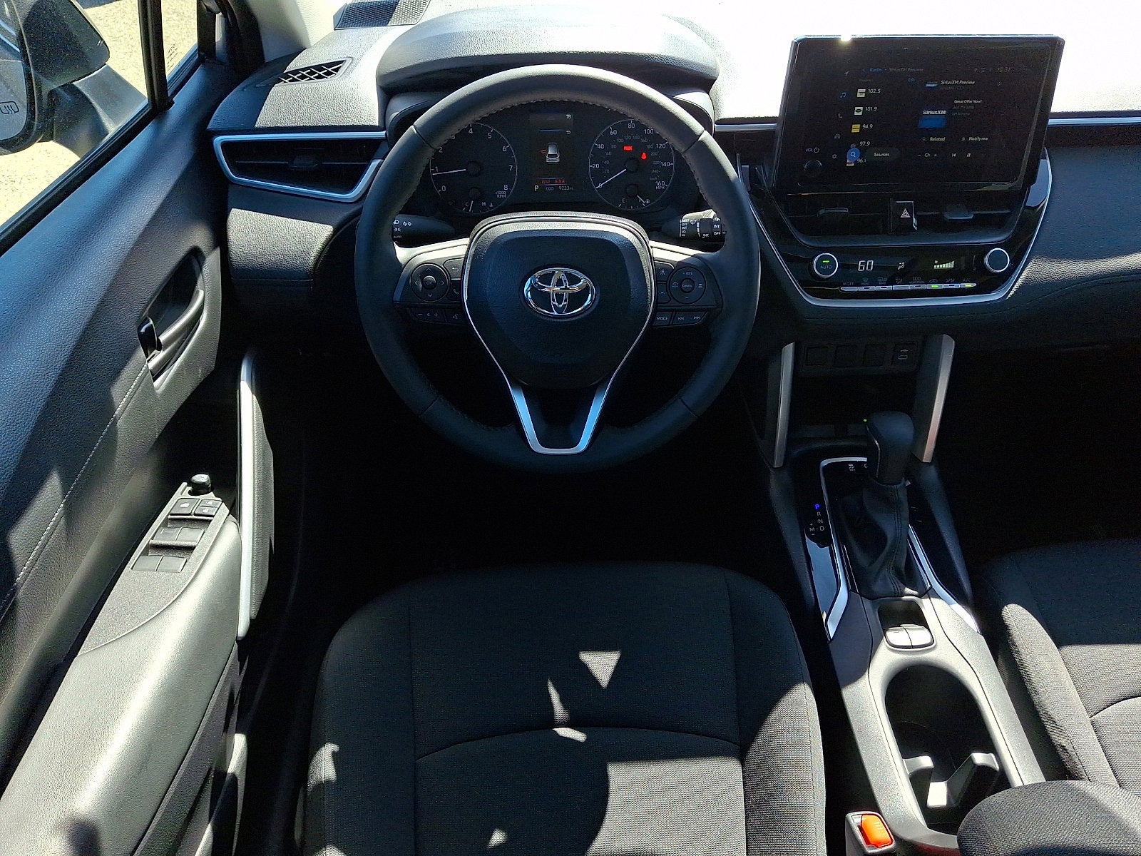 2025 Toyota Corolla Cross LE