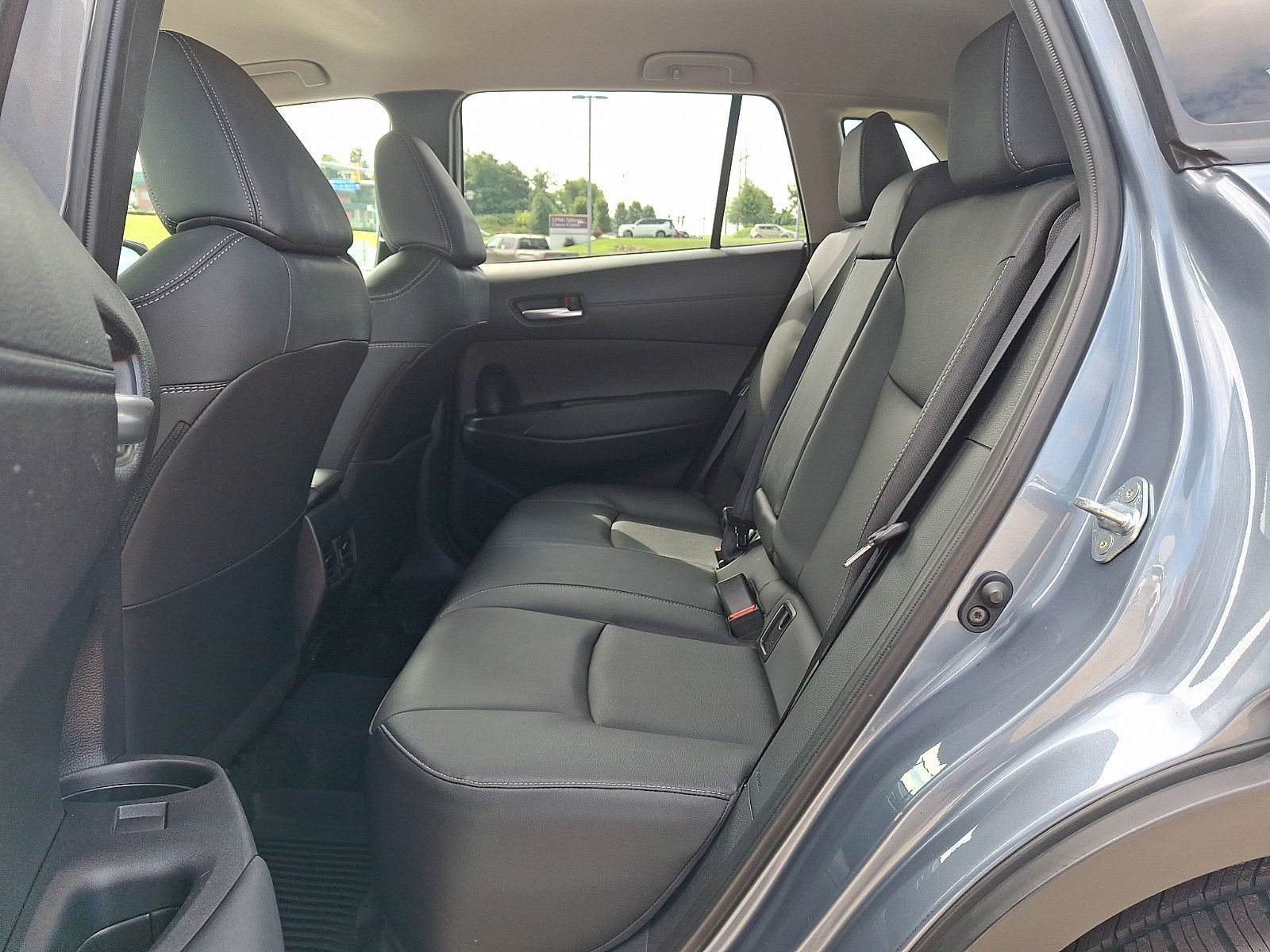 2025 Toyota Corolla Cross XLE