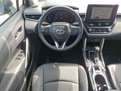 2025 Toyota Corolla Cross XLE