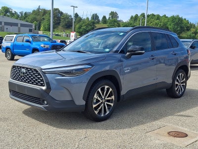2025 Toyota Corolla Cross XLE