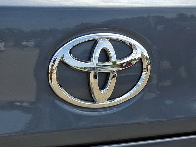 2025 Toyota Corolla Cross XLE