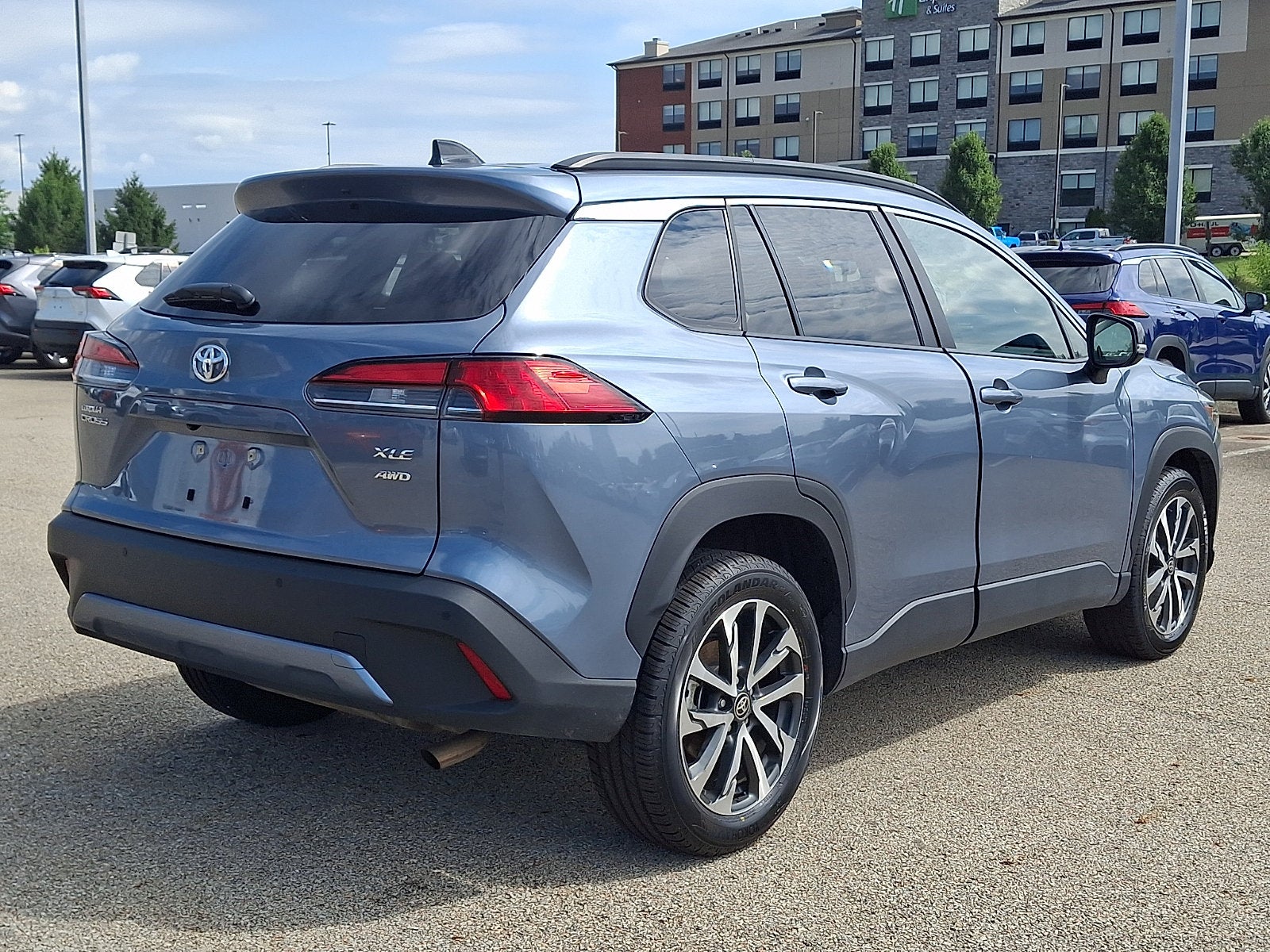 2025 Toyota Corolla Cross XLE