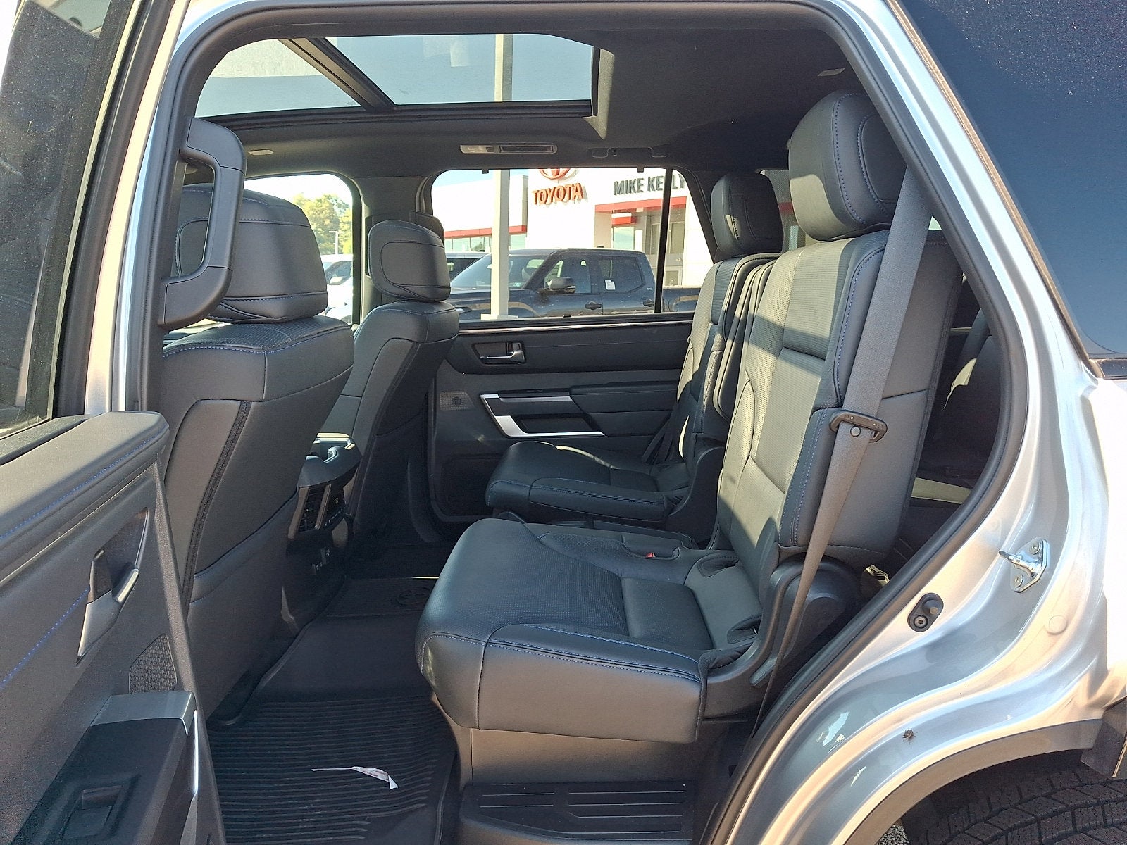 2025 Toyota Sequoia Base