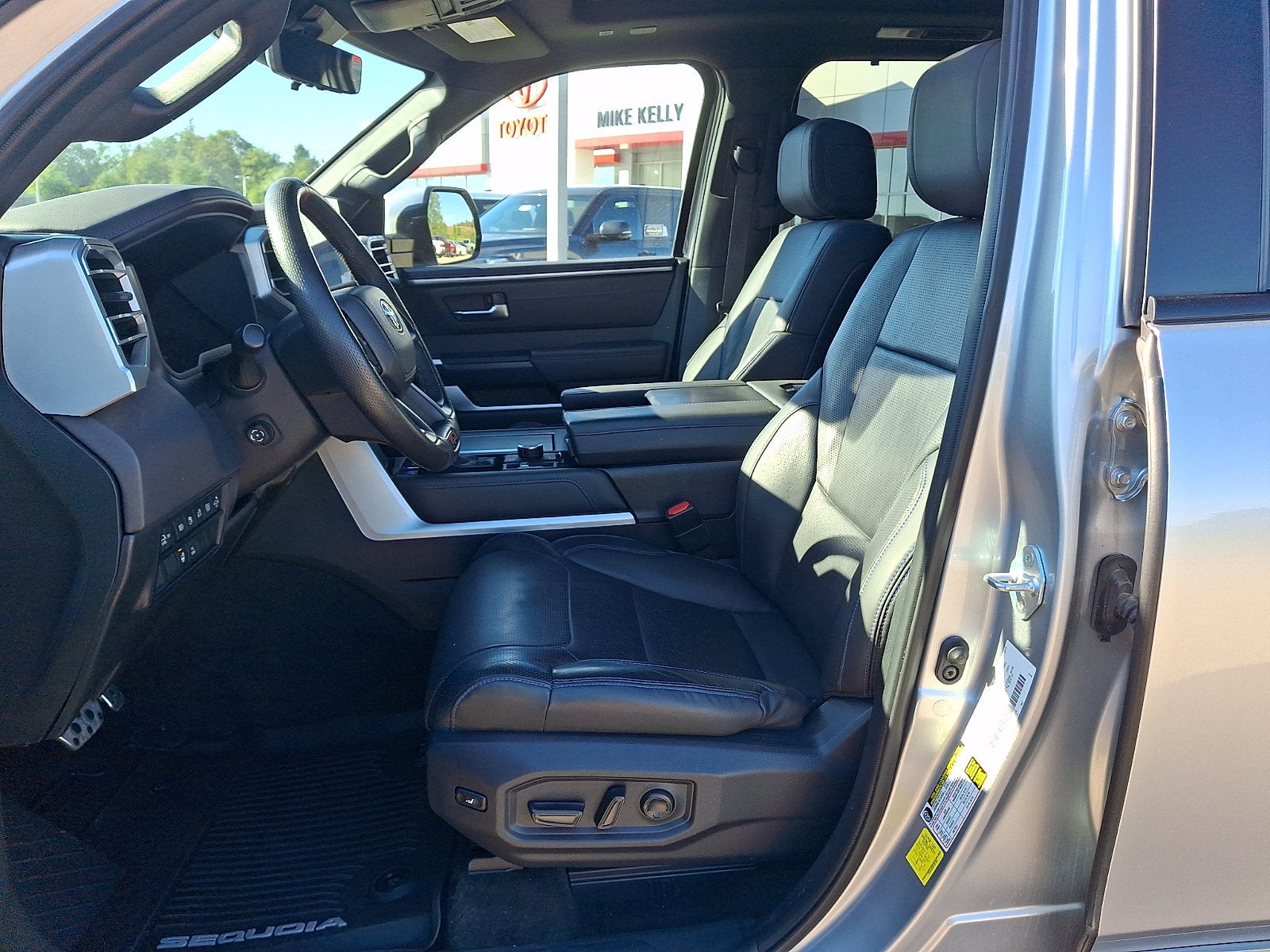 2025 Toyota Sequoia Base