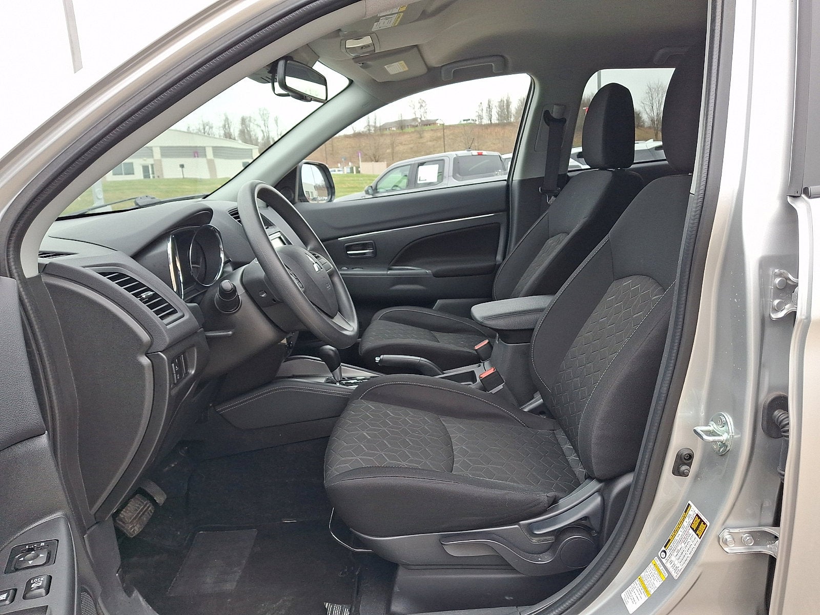 2025 Mitsubishi Outlander Sport Base