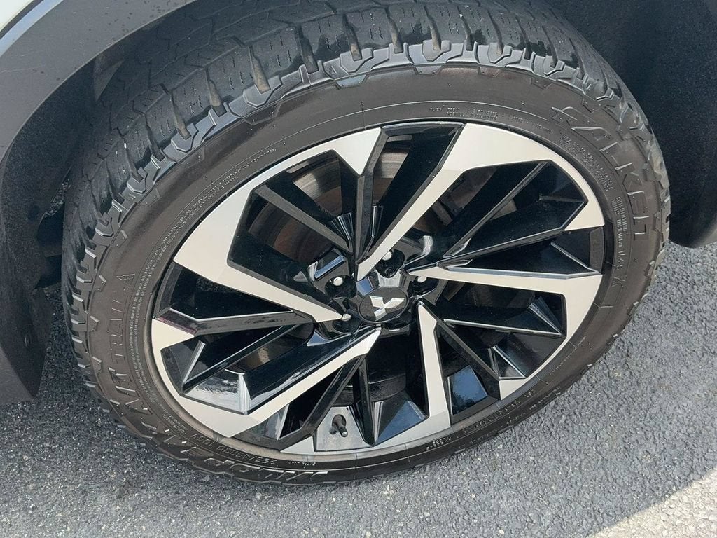 2022 Mitsubishi Outlander SEL