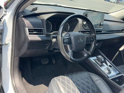 2022 Mitsubishi Outlander SEL