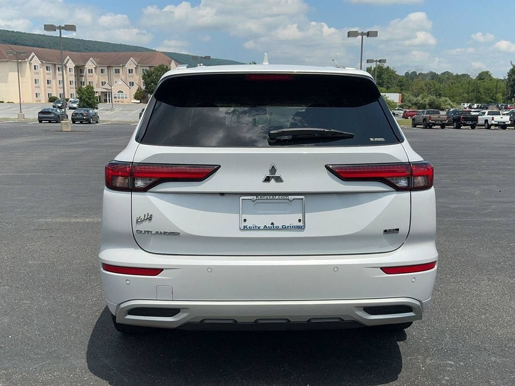 2022 Mitsubishi Outlander SEL