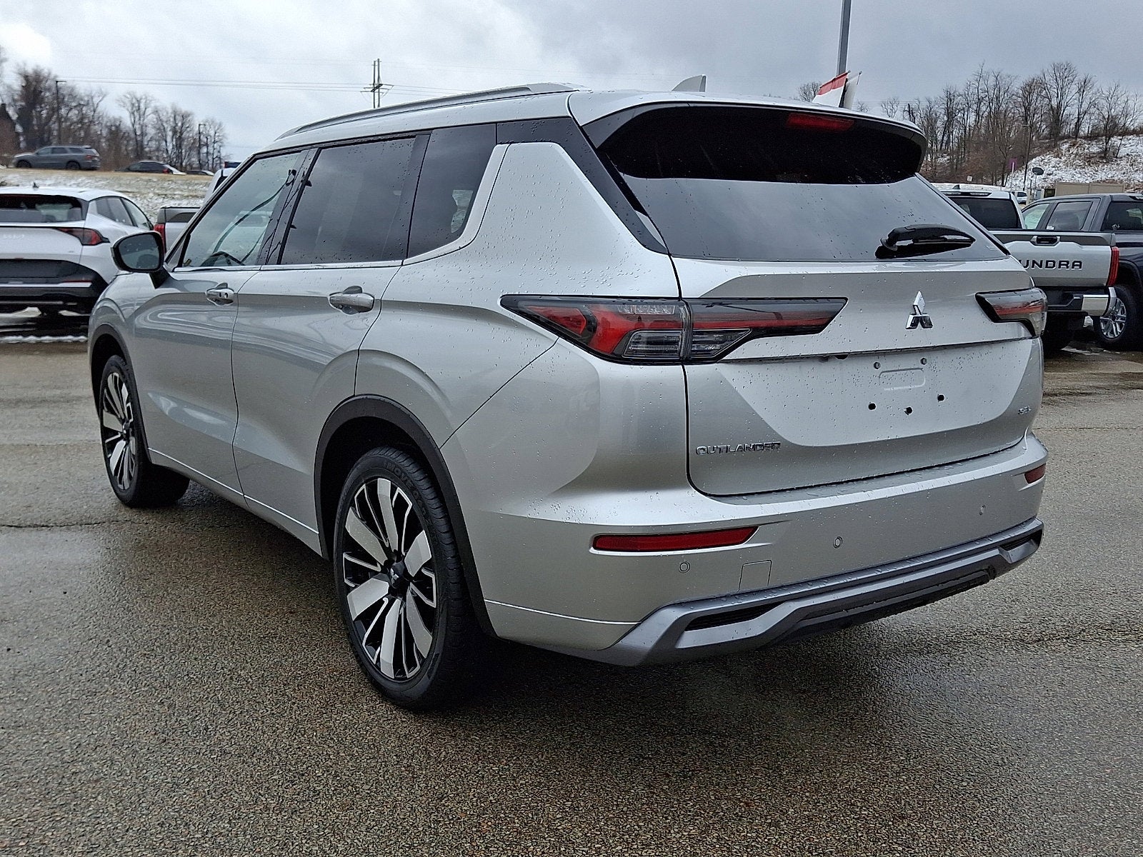 2025 Mitsubishi Outlander SEL