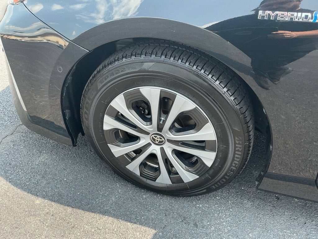 2022 Toyota Prius XLE AWD-e