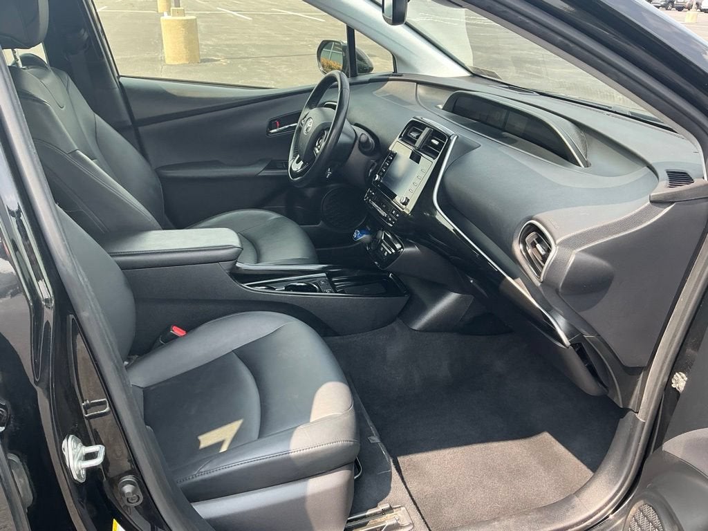 2022 Toyota Prius XLE AWD-e