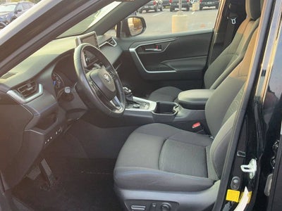 2022 Toyota RAV4 Hybrid SE