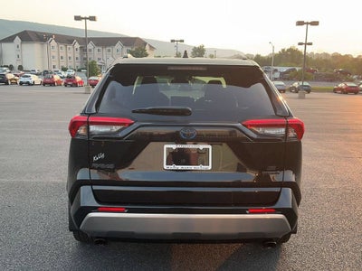 2022 Toyota RAV4 Hybrid SE