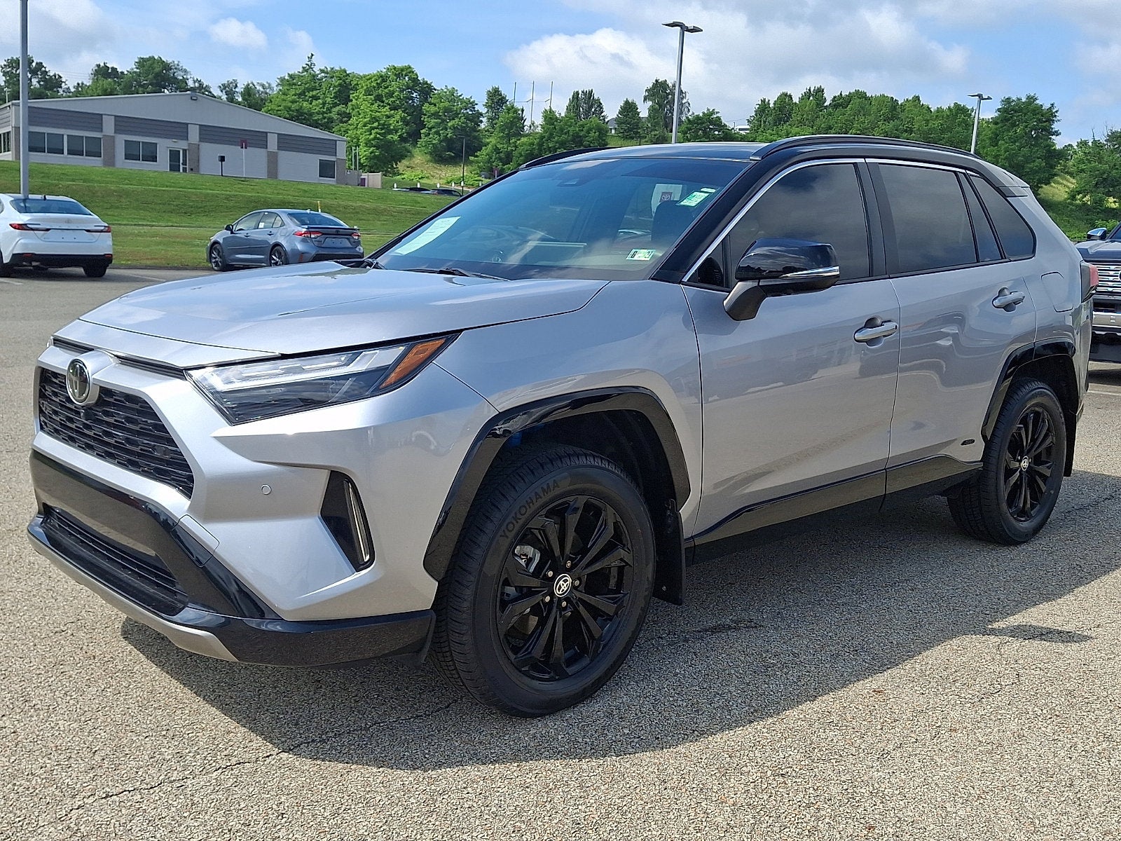 2025 Toyota RAV4 Hybrid XSE
