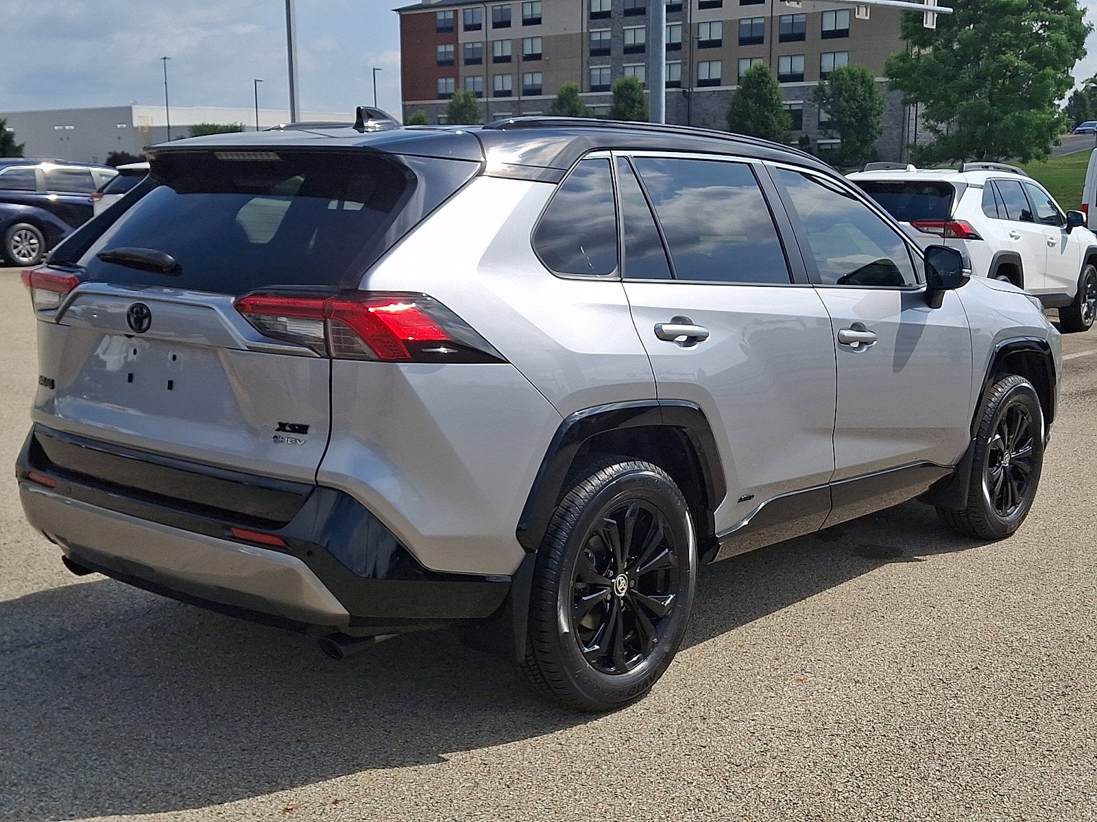 2025 Toyota RAV4 Hybrid XSE