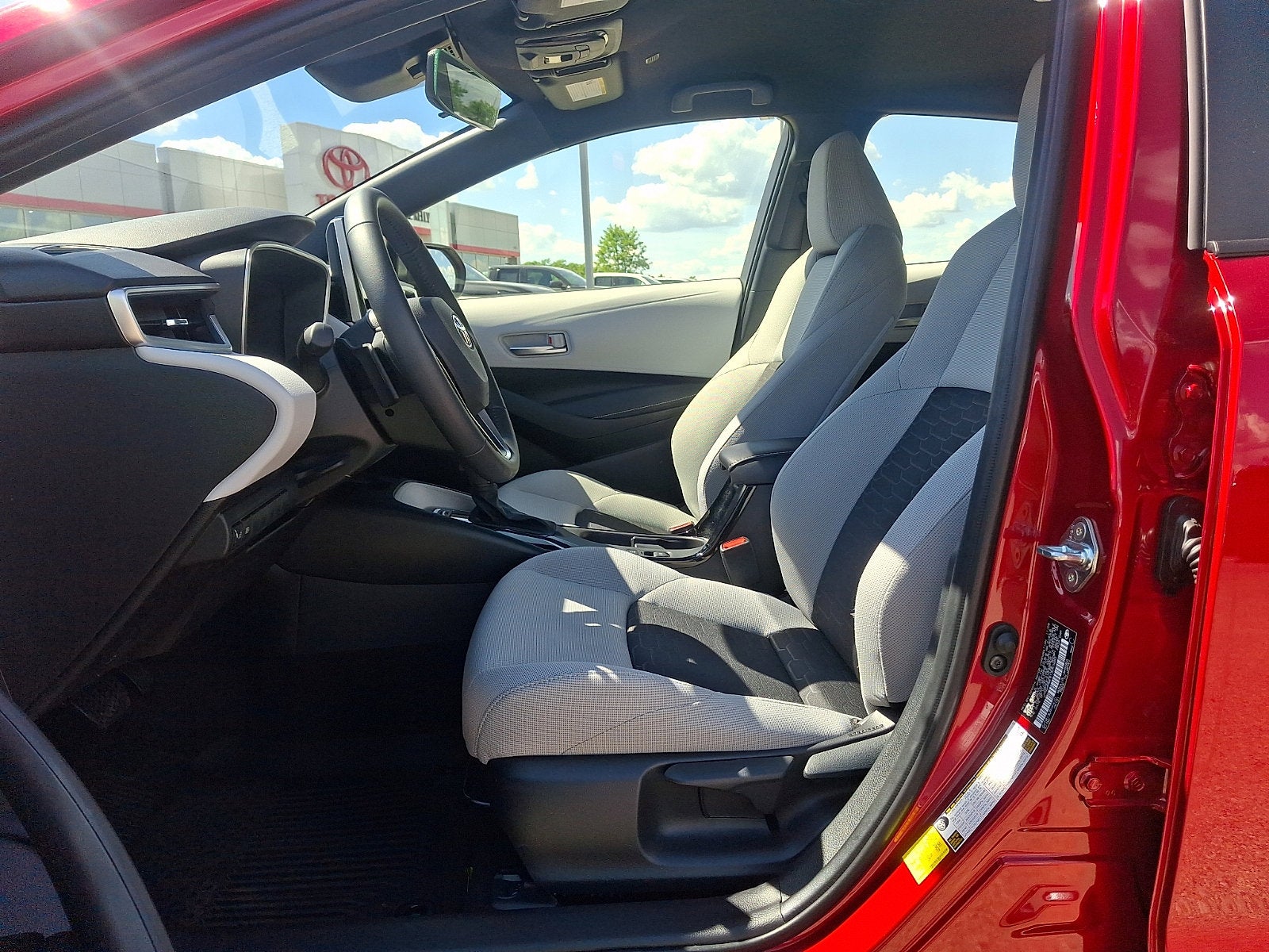 2026 Toyota Corolla Hatchback SE