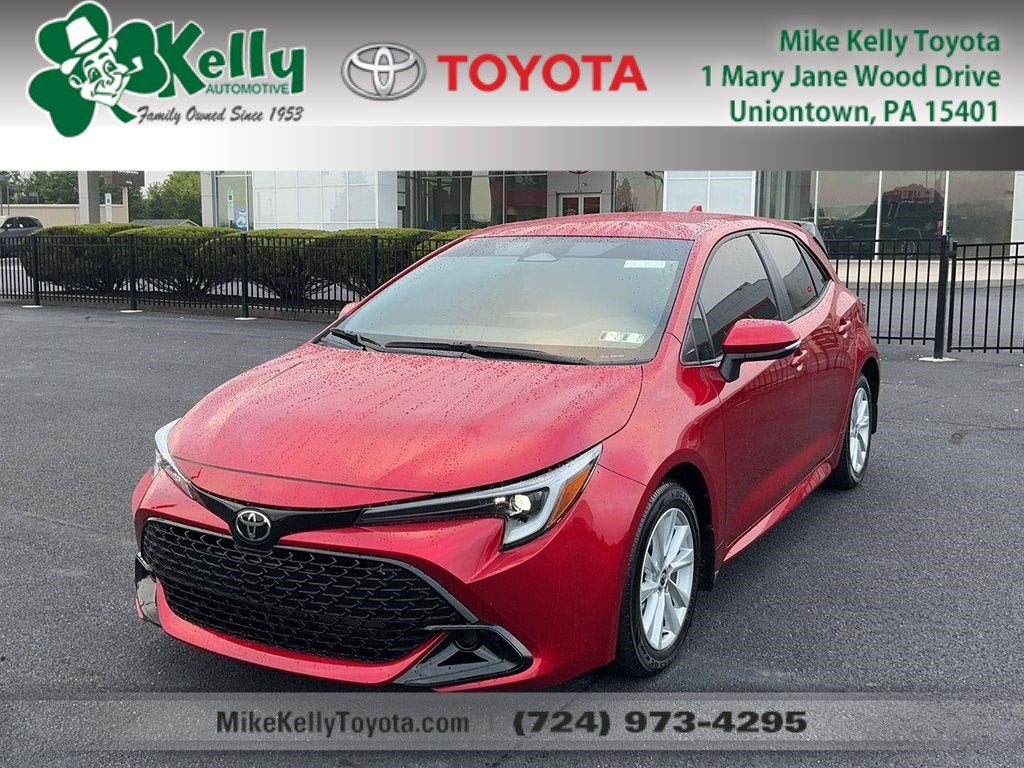 2025 Toyota Corolla Hatchback SE
