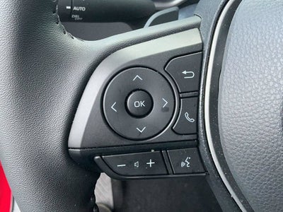 2025 Toyota Corolla Hatchback SE