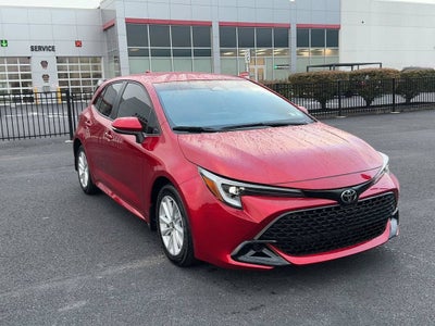 2025 Toyota Corolla Hatchback SE